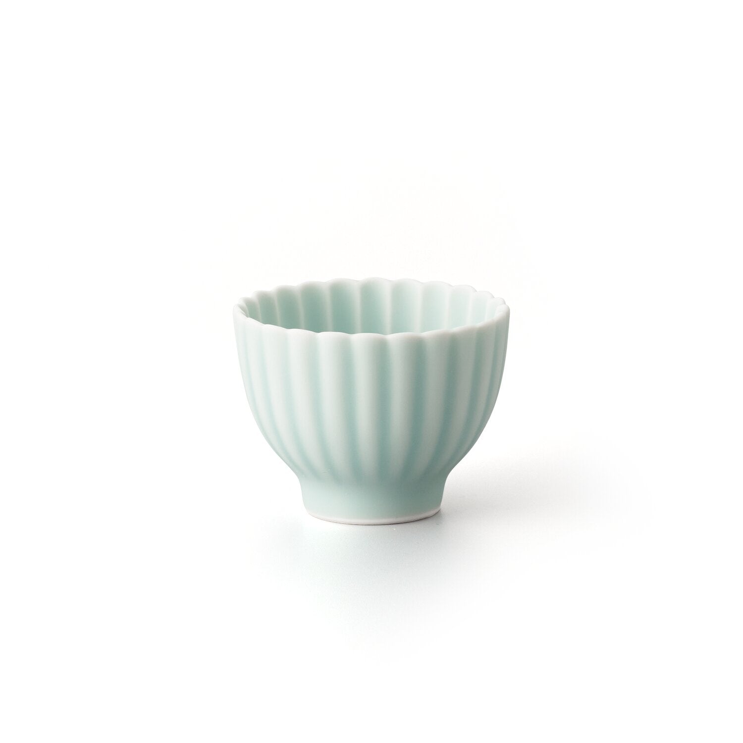 【美品】青磁　菊形　向付　5客 モイスト青磁 菊割湯呑〈爽 SOU〉 | 畑萬陶苑 ONLINE SHOP